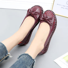 Load image into Gallery viewer, Genuine Leather Handmade Comfortable Flat Women Loafers Shoes