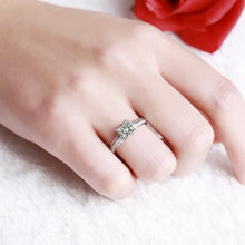 Load image into Gallery viewer, ZOCAI Princess Cut Real 1.0 Ct Main Diamond with 0.20 Ct Side Diamond 18K White Gold Engagement Diamond Ring W03754