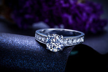 Load image into Gallery viewer, ZOCAI Real 1.0 CT Certified F-G/SI Round Cut Diamond Engagement Women Ring 18K White Gold (AU750) W04635