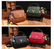 Load image into Gallery viewer, 2020 Genuine Leather Women Bags V letters Designer Handbags Luxury Lady Shoulder Crossbody Bag Tassel Women Brand Messenger Bag