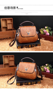 2020 Genuine Leather Women Bags V letters Designer Handbags Luxury Lady Shoulder Crossbody Bag Tassel Women Brand Messenger Bag