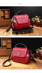 2020 Genuine Leather Women Bags V letters Designer Handbags Luxury Lady Shoulder Crossbody Bag Tassel Women Brand Messenger Bag