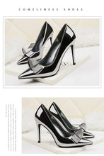 Load image into Gallery viewer, woman wedding slip on pumps luxury high heels shoes fashion crystal bow shallow slides black bronze silver gold