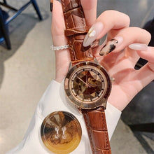 Load image into Gallery viewer, relojes para mujer Luxury Woman Watch 2019 Women&#39;s Leather Band Analog Quartz WristWatch Ladies Watch Women Dress Diamond Clock
