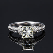 Load image into Gallery viewer, ZOCAI Princess Cut Real 1.0 Ct Main Diamond with 0.20 Ct Side Diamond 18K White Gold Engagement Diamond Ring W03754