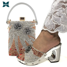 Load image into Gallery viewer, Women Italian design Silver Color Lady Shoes and Hand Bag Set