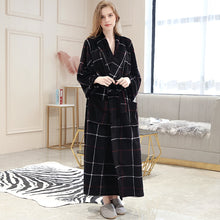 Load image into Gallery viewer, Men Winter Plaid Plus Size Long Coral Fleece Bathrobe
