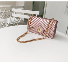Load image into Gallery viewer, new Famous Brand Leather Messenger Bags Luxury Shoulder Bag Quilted Designer Handbags Women Bag Vintage Female Chain Jelly pack