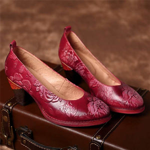 Socofy Vintage Flower Embossed Pumps Women Red Genuine Leather Shoes Woman Block High Heel Pumps Women Retro Ladies Shoes New