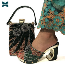 Load image into Gallery viewer, Women Italian design Silver Color Lady Shoes and Hand Bag Set