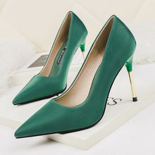 Load image into Gallery viewer, Hand Made Pointed Toe Luxury Pumps Formal Party Wedding Nude Green Shoes