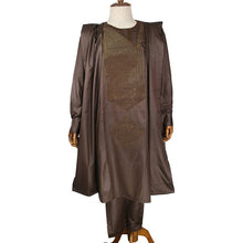 Load image into Gallery viewer, H&amp;D 2019 men african clothes tops pants 3PCS agbada suit long sleeve formal attire embroidery pattern with stones robe africaine