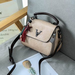 2020 Genuine Leather Women Bags V letters Designer Handbags Luxury Lady Shoulder Crossbody Bag Tassel Women Brand Messenger Bag