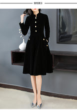 Load image into Gallery viewer, Women&#39;s European and American Hepburn style black thin retro collar velvet dress