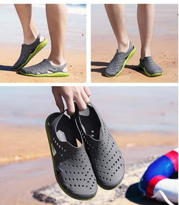 Coslony Beach Sandals Slippers with Holes Slates 2020 New Arrive Hole Breathable Shoes for Men Light Sandalias Outdoor Summer