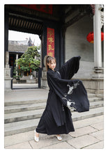 Load image into Gallery viewer, Japanese Dragon Embroidery Women Kimono Dress Men Samurai Costume Cosplay Cardigan Yukata Traditional Cosplay Party Halloween