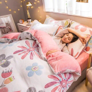 Luxury Bedding Sets Flannel Winter Thick Warm Comforter For Girls room Princess Duvet Cover Queen Size Bed Linen Wedding Bed Set