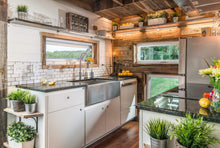 Load image into Gallery viewer, Small Garden House 24&#39; Prefab Trailer