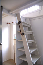 Load image into Gallery viewer, Hydra 30&#39; Model , Tiny House , Prefab House , Trailer