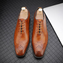 Load image into Gallery viewer, CIMIM Brand mens dress shoes genuine leather High Quality Carved Brogue italian shoes men formal Business Wedding Shoes Big Size